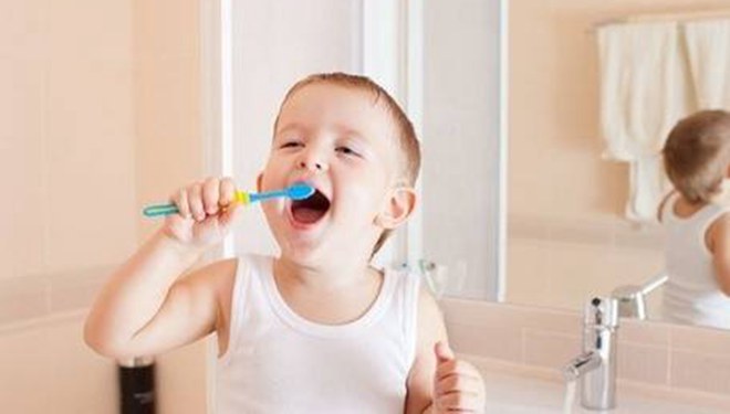 拒绝刷牙的孩子，可能会有患心脏病的风险