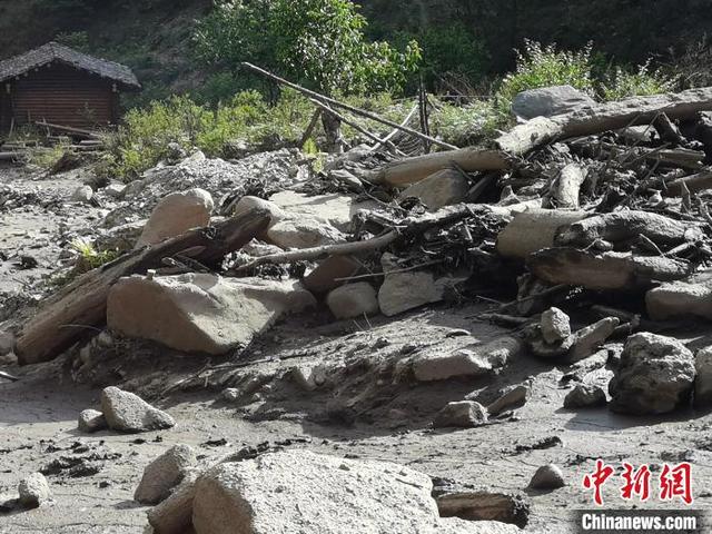 四川凉山木里县发生次生泥石流灾害 386人紧急撤离